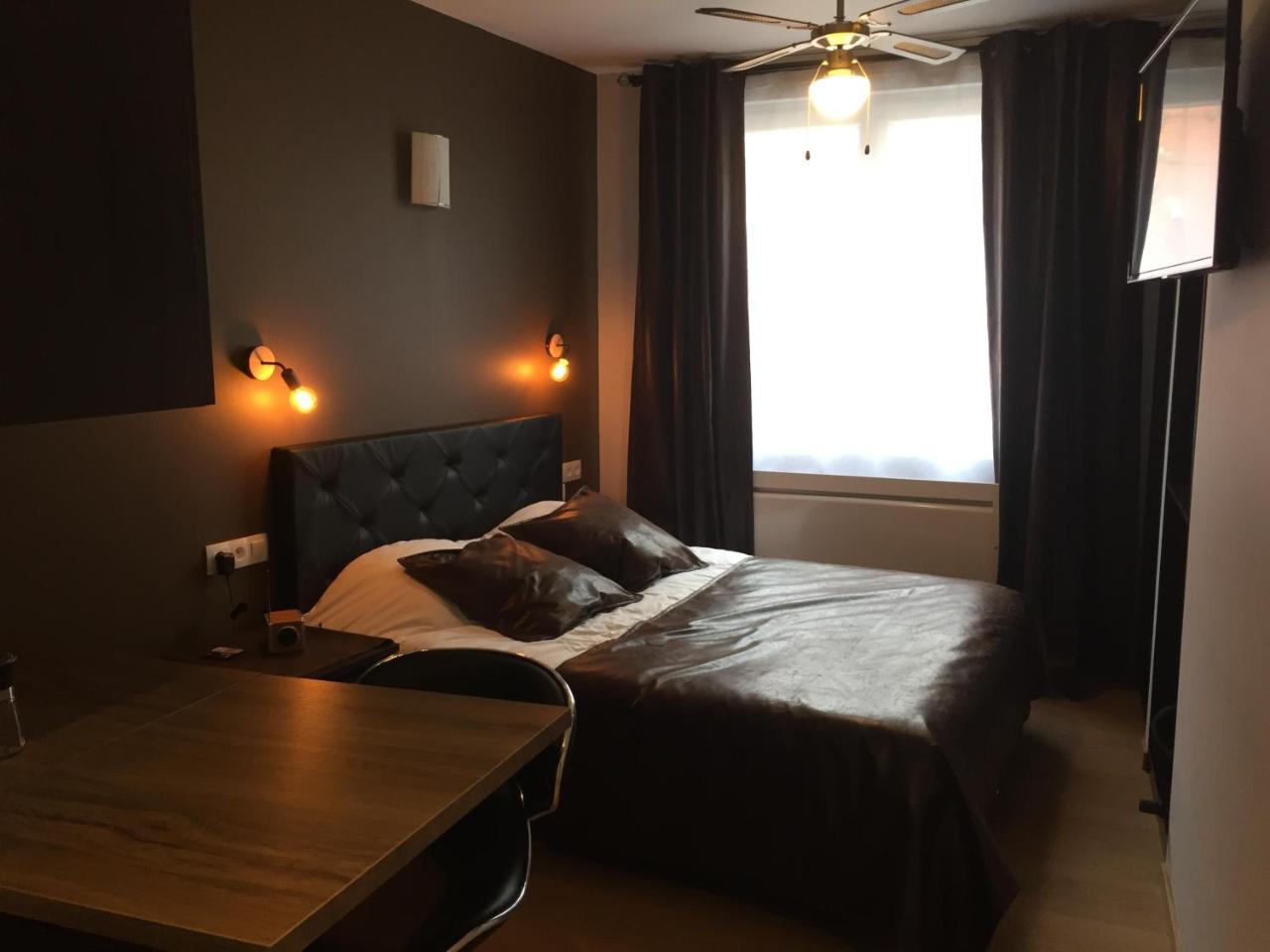 Appart'Hotel Et Chambres Lens Eksteriør bilde